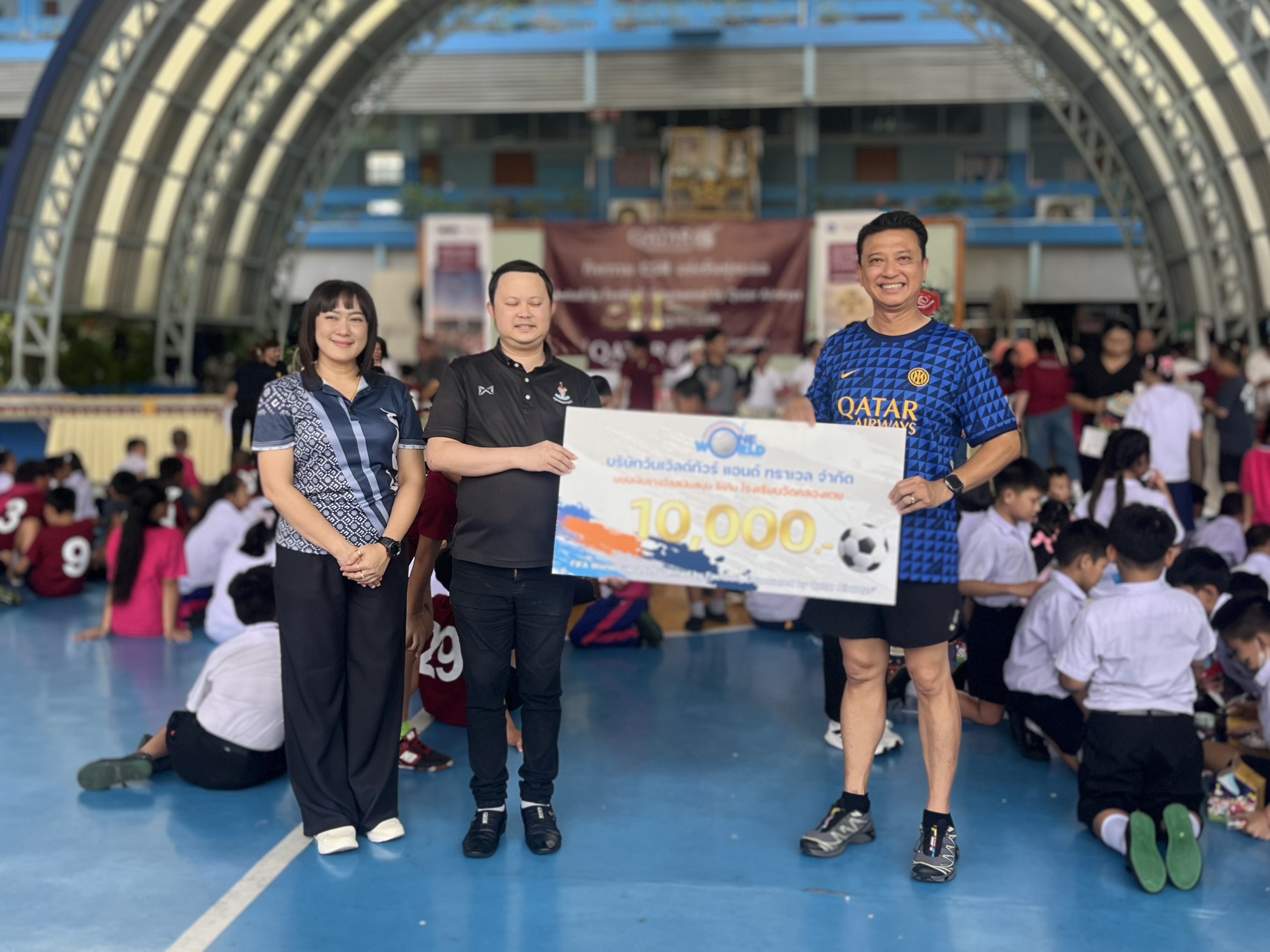 One World Tour & Travel ร่วมกับ Qatar Airways จัดกิจกรรม CSR มอบรอยยิ้มสู่ชุมชน ณ โรงเรียนวัดคลองเตย